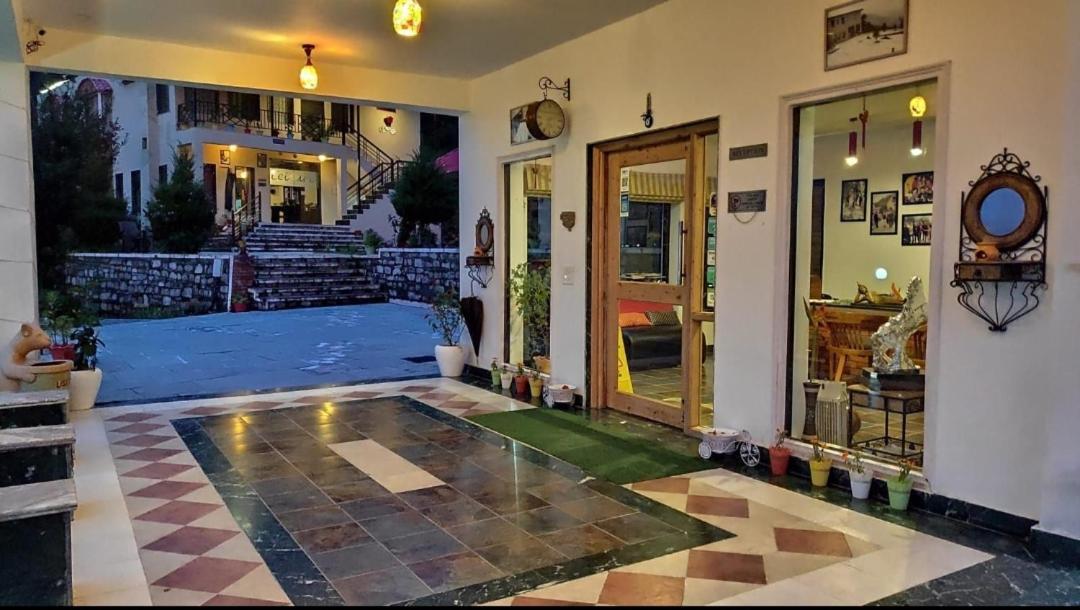 Mist N Meadows Resort Rājgarh Extérieur photo