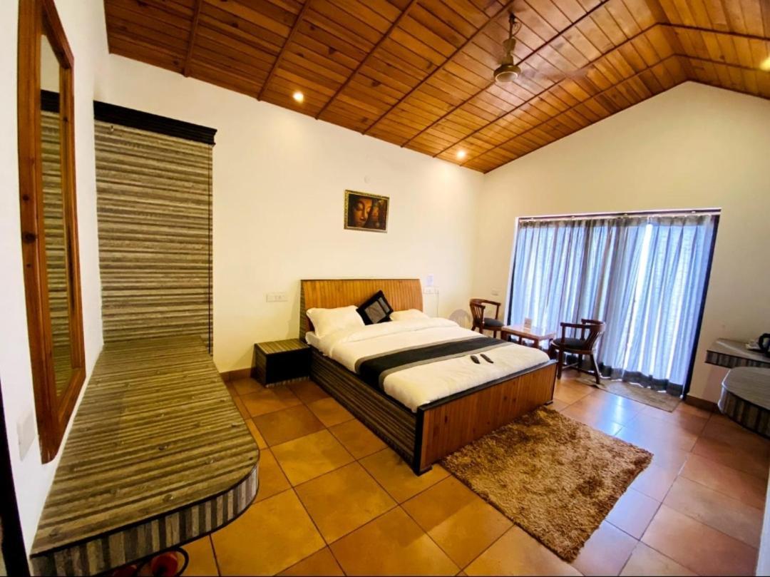 Mist N Meadows Resort Rājgarh Extérieur photo