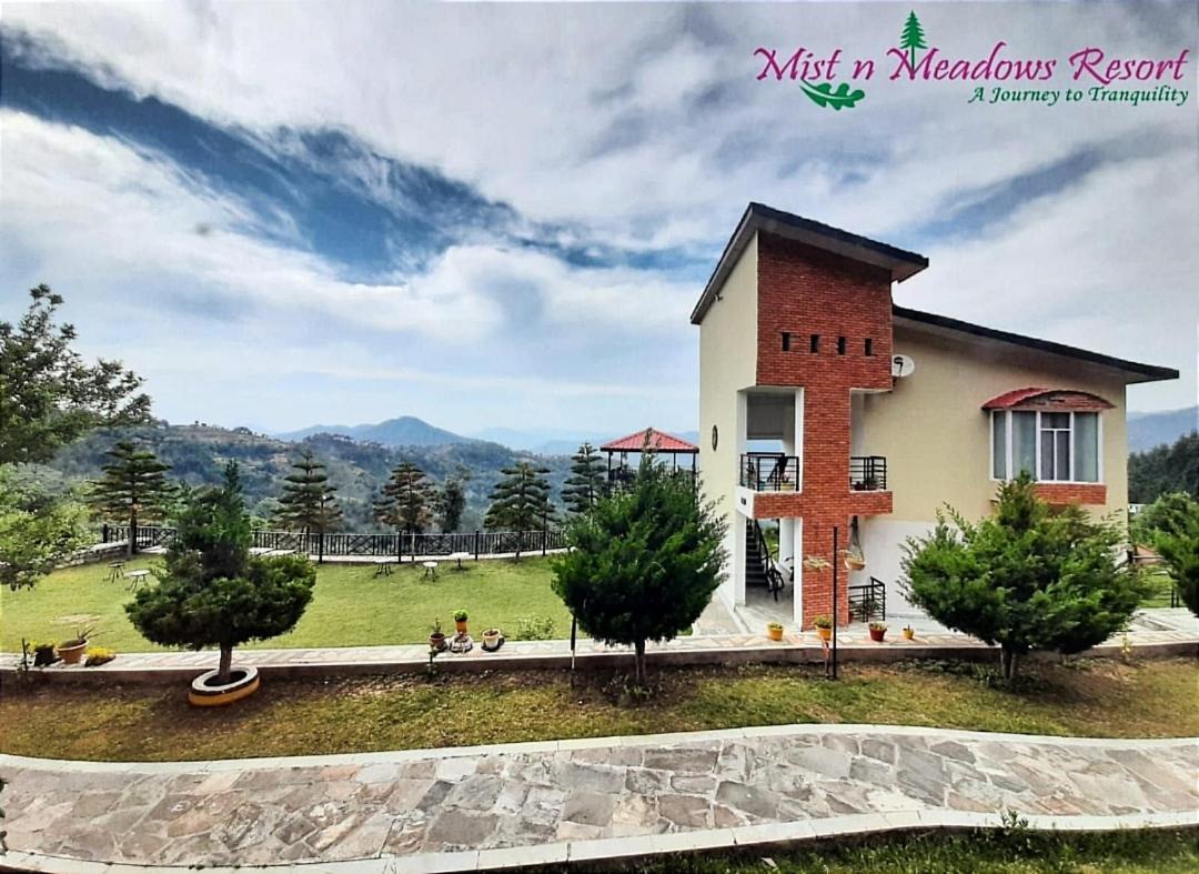 Mist N Meadows Resort Rājgarh Extérieur photo