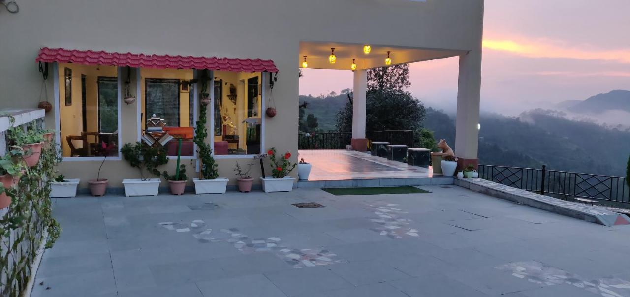 Mist N Meadows Resort Rājgarh Extérieur photo