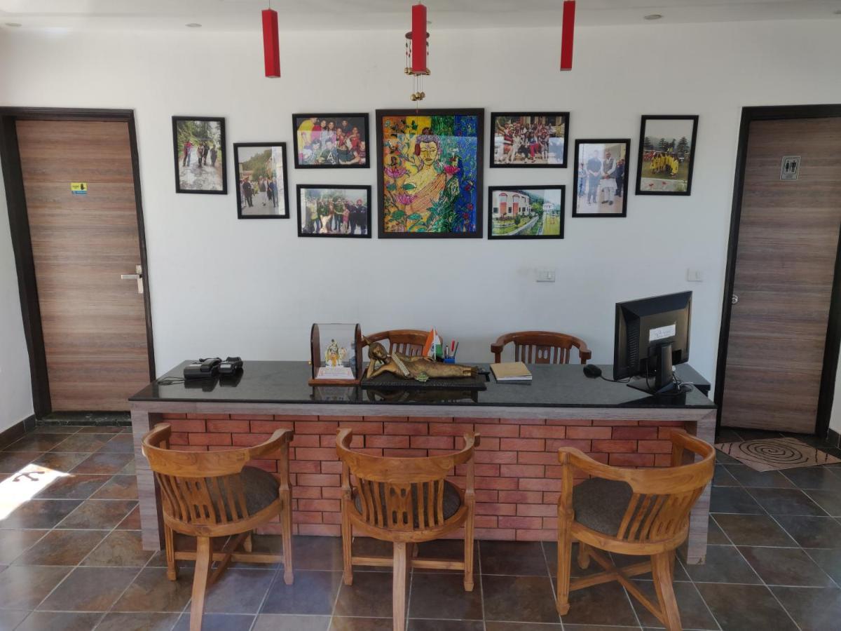 Mist N Meadows Resort Rājgarh Extérieur photo